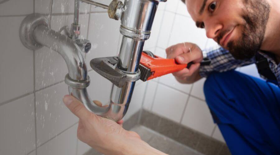 Professional same day plumber services in Hopedale, IL